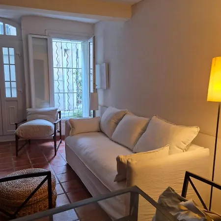 Apartment L'elegante Maison De Village Terrasse Tropezienne Serignan